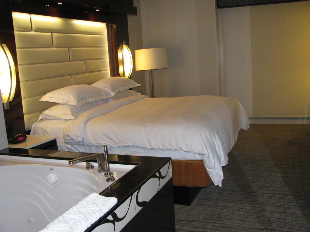 Suites At Elara Las Vegas Center Strip-No Resort Fees Ngoại thất bức ảnh